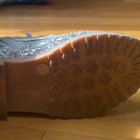 GB girls size 11 silver sparkle boots - Picture 4 of 6